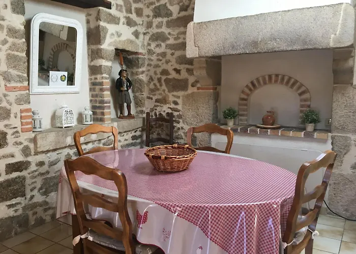 Сasa de vacaciones A La Campagne Avec Terrasse, Proche Du Puy Du Fou Et De La Riviere Sevre - Fr-1-426-249 Sevremont